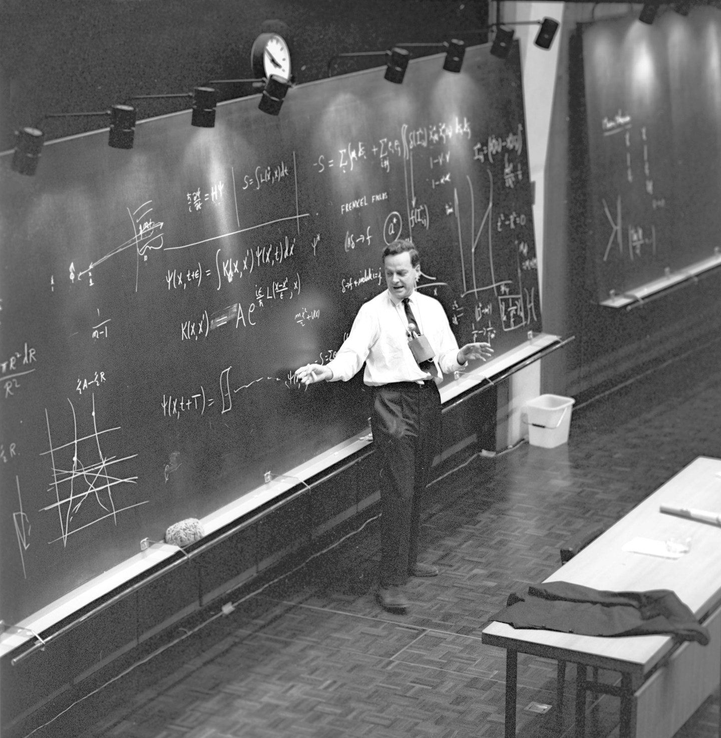 Richard Feynman giving the colloquium "Development of the space-time view of quantum electrodynamics" at CERN on 17th December 1965.